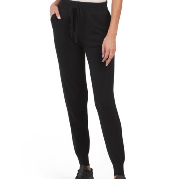 TAHARI Pants - NWT TAHARI Light Heather black Cashmere Joggers 863mo